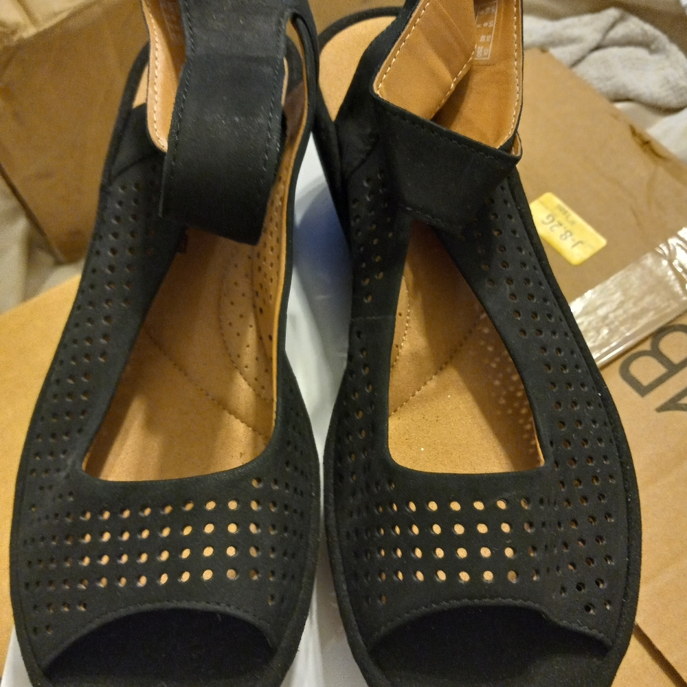 New dress up comfortable shoes
